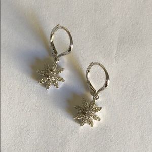 Eliot Danori starburst